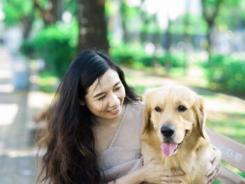 5 astuces pratiques pour traiter la mauvaise haleine du chien